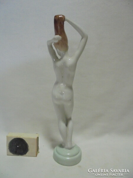 Aquincum female standing nude figure, nipp - 23 cm