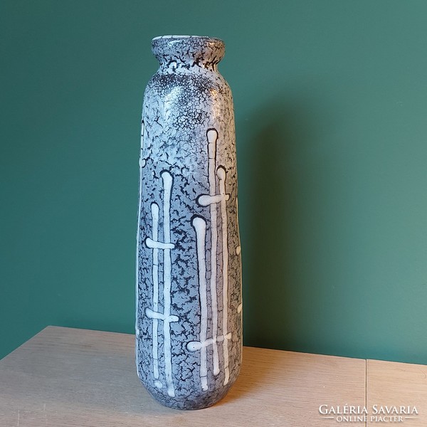 János Majoros ceramic vase