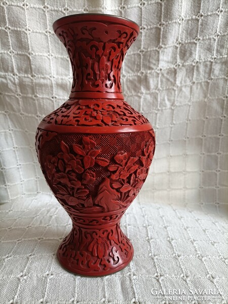 21 cm carved cinnabar vase