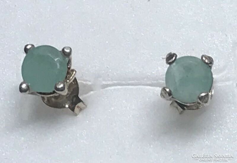 Sterling silver earrings with Colombian emerald gemstones