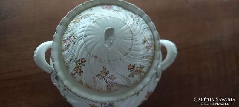 Sarreguemines. Louis sugar bowl is damaged