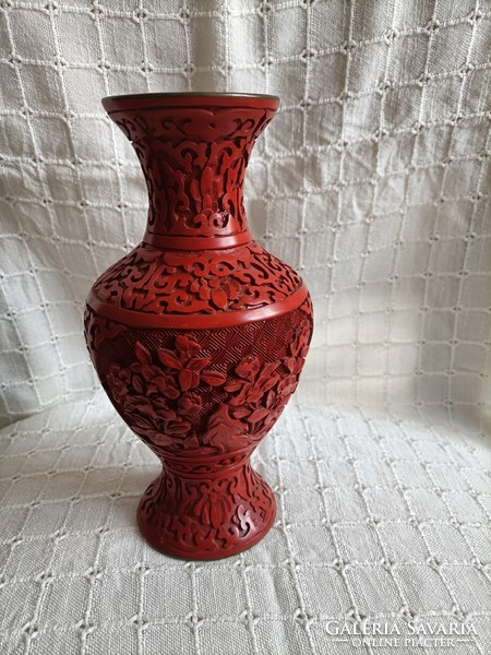 21 cm carved cinnabar vase
