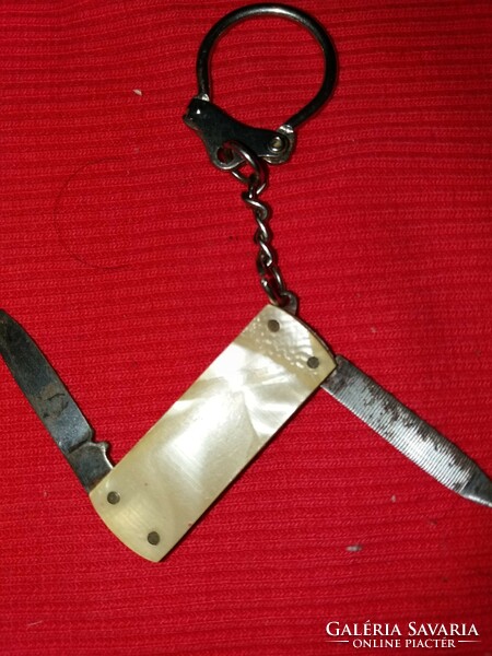 Small manicure knife with an old mother-of-pearl handle, key ring, condition according to the pictures