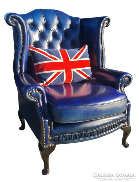 A807 original English chesterfield queen anne winged leather armchair