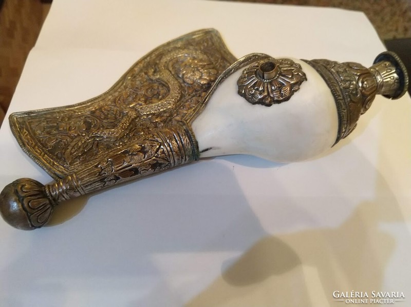 Antique Tibetan shell horn Buddhist ritual horn
