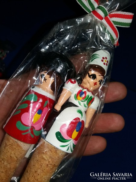 Retro Hungarian traffic goods corn Jancsi and Iluska wooden bottle stopper figures unopened toy according to pictures