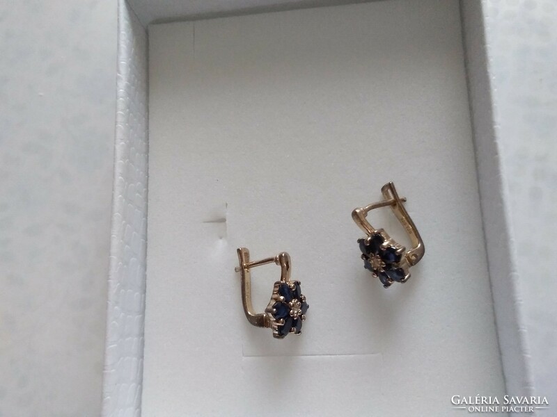 Sapphire gilded silver earrings