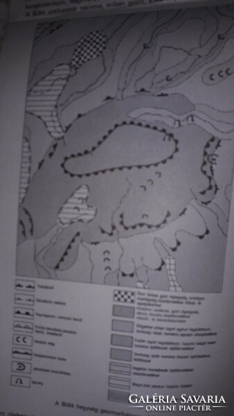 Retro glossy paper cartography hiking map in beech excellent condition 67 x 46 cm according to pictures