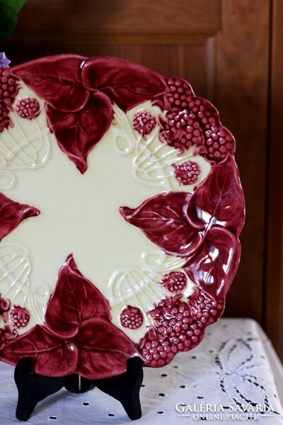 Körmöcbánya wall plate, wall bowl, with blackberry decor, burgundy and buttery, strong colors