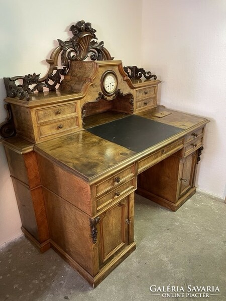 Antik Neobarokk íróasztal különlegesség
