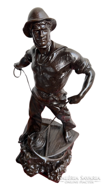 A copy of the statue Arthur Waagen - Safe Rescue