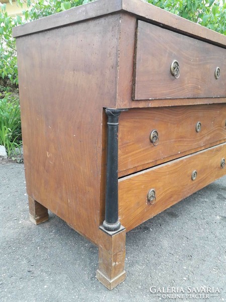 Biedermeier chest of drawers.