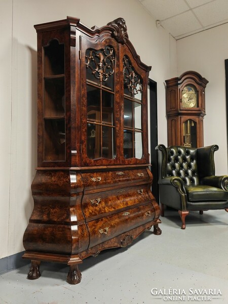 Neo-Baroque display cabinet with drawers, California walnut veneer display cabinet, sideboard in wonderful condition