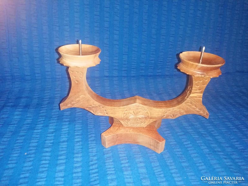 Retro turned wooden candle holder (a15)