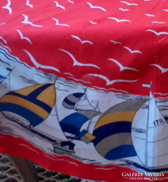 Round sailing tablecloth. 166 Cm