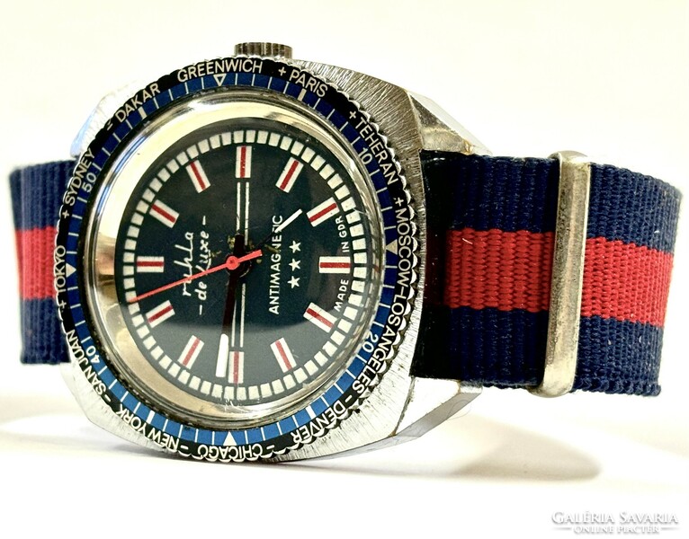 Blue Ruhla de luxe diver's jumbo-sized wristwatch! 37mm k.N. Accurate! Both personal collection and mail