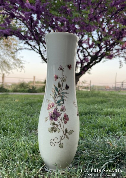 25,5 cm Zsolnay orhidea / liliom mintás aranyozott váza