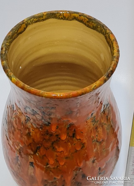 Brown, orange-glazed ceramic vase from Hódmezővásárhely (3006)