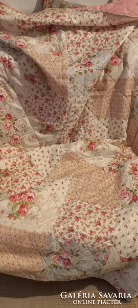 Vintage  ágytakaró,  teljesen uj