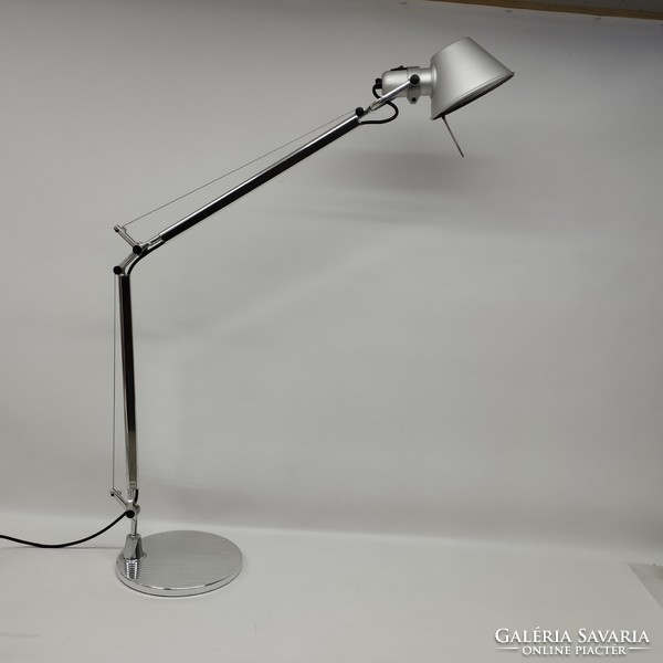 Artemide Tolomeo asztali lámpa