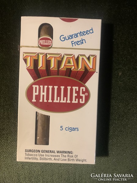 Retro cigarette cigar