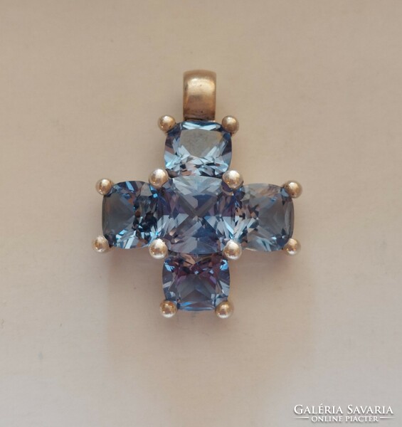 Thomas sabo silver cross pendant with light blue zirconia stones