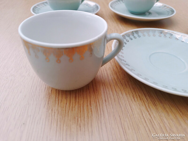 Észak-Koreai 4 személyes porcelán teás-, kávéskészlet (aranyozott D.P.R.K.)