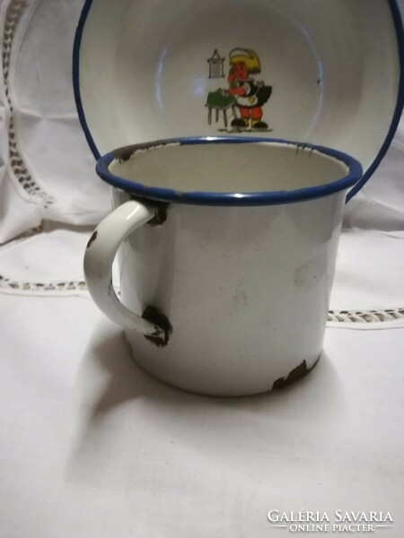 Bonyhád enamel plate + mug with the same decor