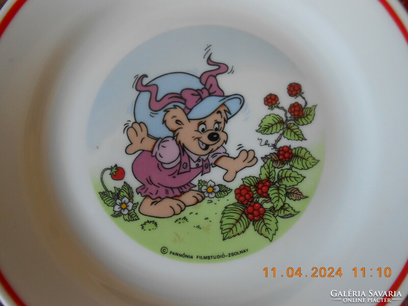 Children's plate with Zsolnay the captain of the forest fairy tale pattern