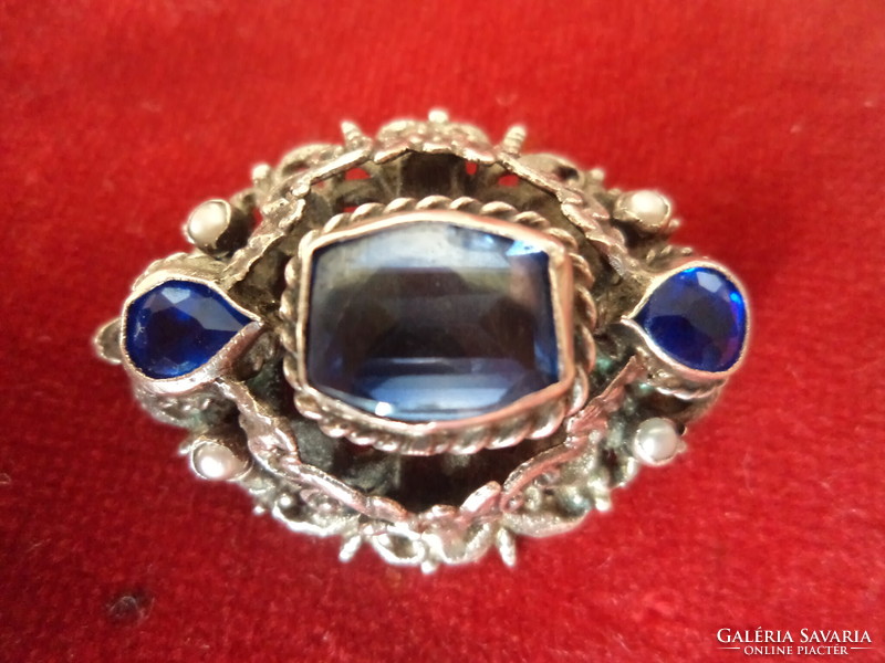 Antique silver brooch - with blue stone and small pearls - beautiful pattern - marked flawless!