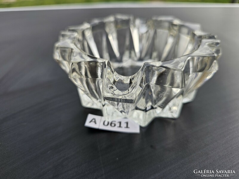 A0611 Czechoslovakian glass ashtray 13 cm