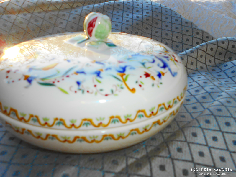French porcelain earthenware box - hand painted