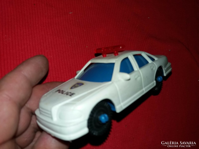 Retro traffic goods bazaar Hungarian small-scale mercedes benz police car plastic toy according to the pictures