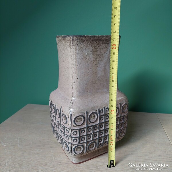 Városlód ceramic vase with free delivery