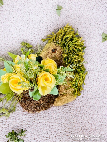 Sanyi hedgehog flower basket / table decoration
