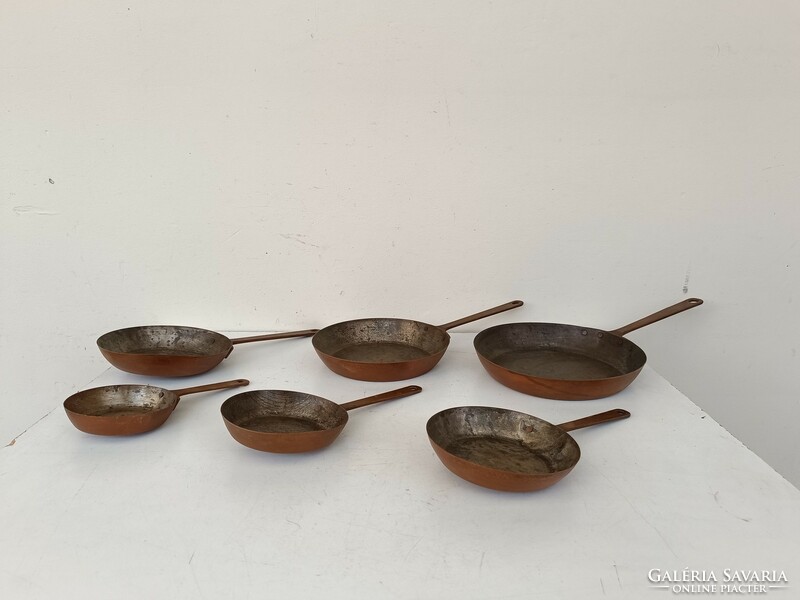 Antique kitchen tool with traces of tin plating red copper pan brass handle set of 6 pieces 8651