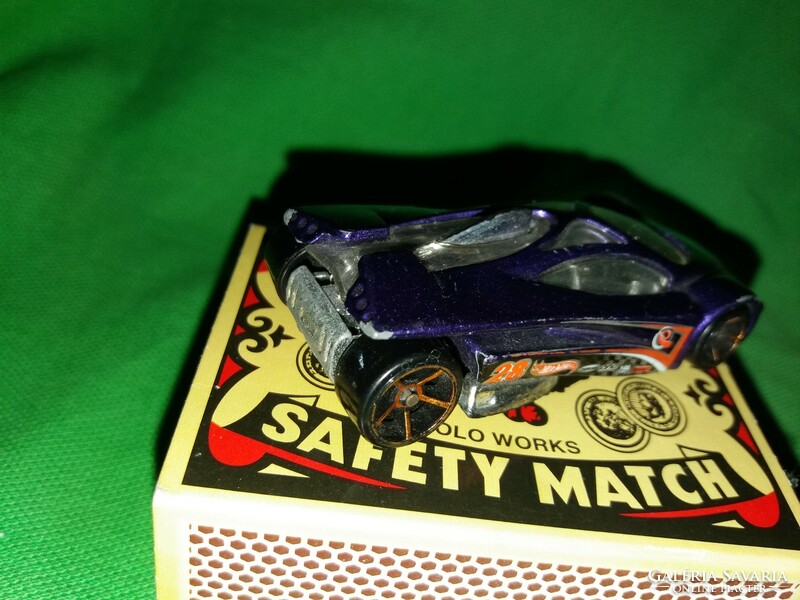 2001.Mattel - hot wheels - sling shoot metal small car toy car according to the pictures