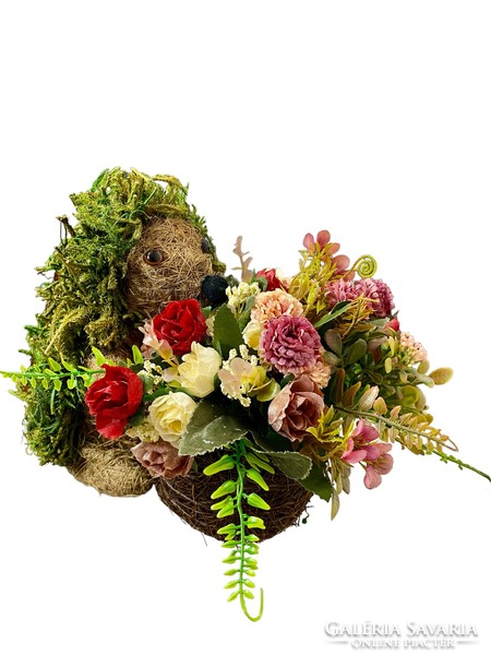 Misi hedgehog flower basket