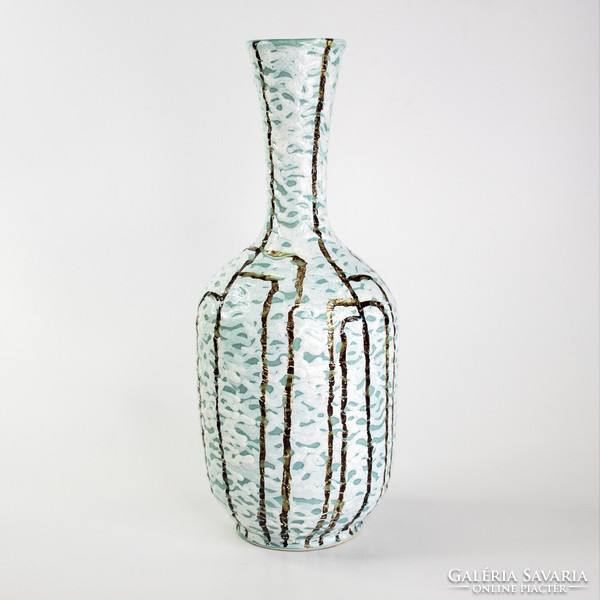 Gorka vase with writing