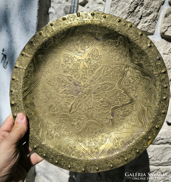 Hand-hammered decorative copper plate, Persian Arabic wall or offering Algeria, Iraq Iran