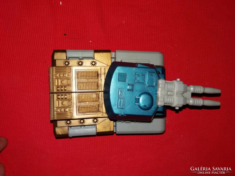 Retro quality vehicle - robot - tank transformers sci-fi action figure toy according to the pictures