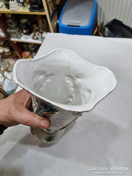 Román porcelán váza
