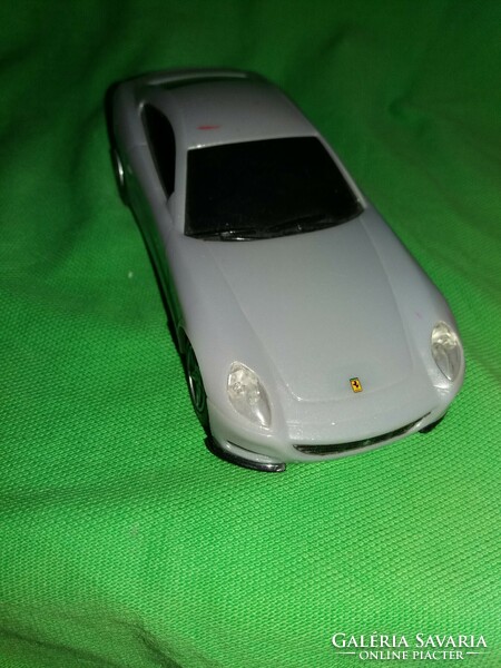 Retro shell v-power ferrari 612 scaglietti pull-back small car rare 1:43 size according to the pictures