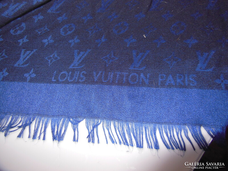 Scarf - louis vuitton - 140 x 130 cm - very soft cotton - light - vintage - flawless