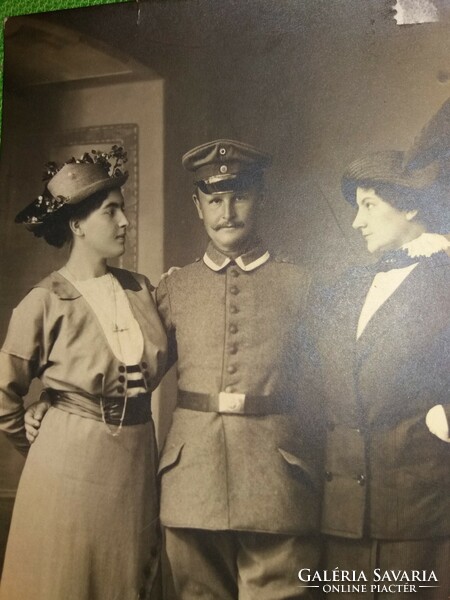 Antik I . VH. Német tiszt Családja Hölgytagjaival fotó, képeslap -  képeslap méret a képek szerint