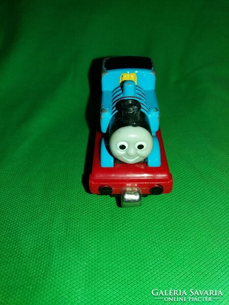 Retro Thomas the steam locomotive character fairy tale vehicle magnetic according to the pictures