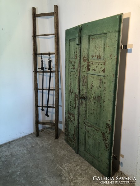 Pince ajtó,régi pince ajtó, rusztikus ajtó