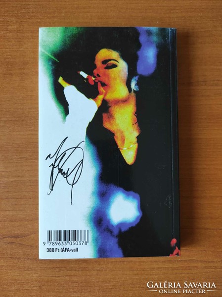 Nora Macclaine: Michael Jackson c könyv