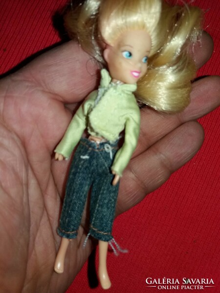 Very nice 10 cm high-quality barbie doll with dimensions for dollhouses according to the pictures