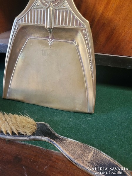 Antique copper Art Nouveau crumb broom with shovel